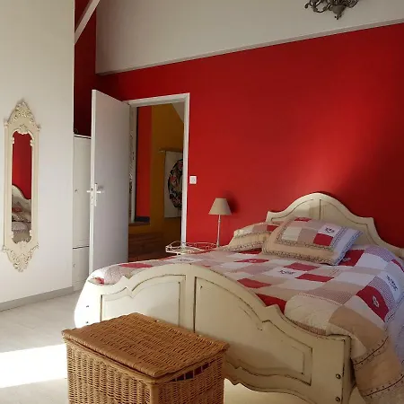 Les Pinguelles Bed & Breakfast Le Donjon